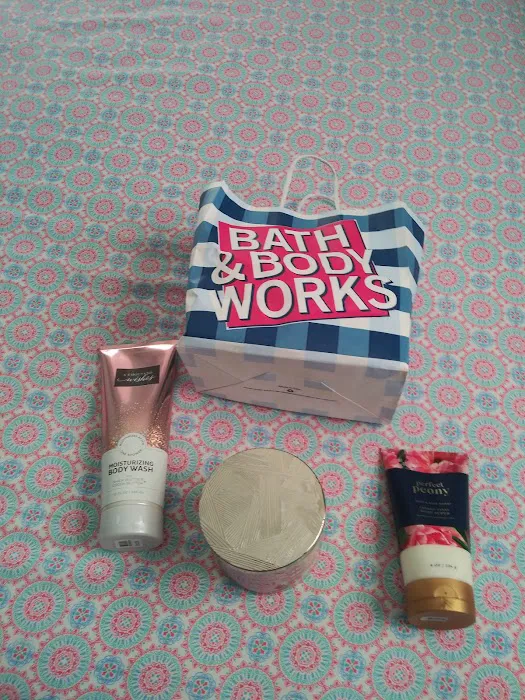 Bath & Body Works 2