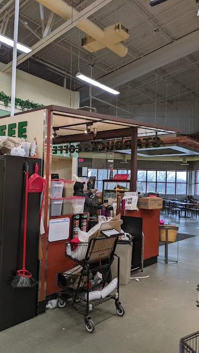 D&W Fresh Market 1