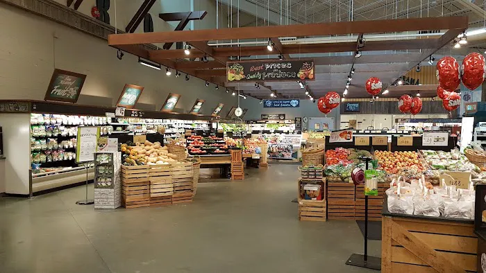 D&W Fresh Market 3