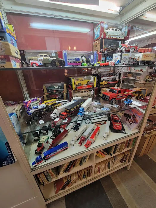 The Wooden Shoe Antique Mall 3