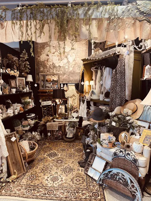 White Stone Trading Company 4