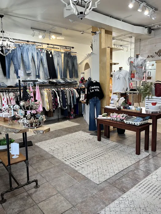 So Fetch Boutique 2