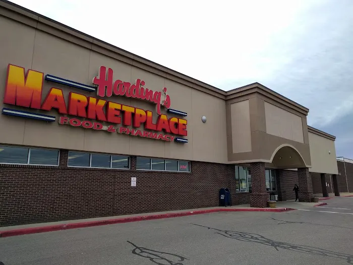 Harding's Market 4