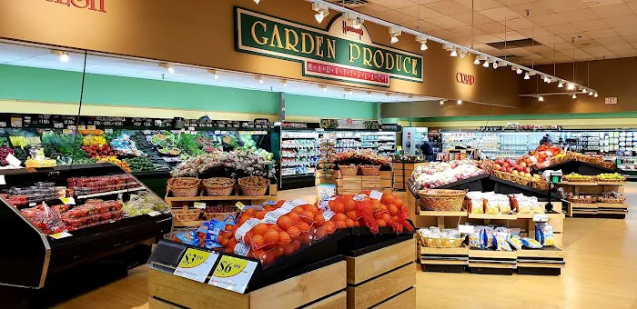 Harding's Market 6