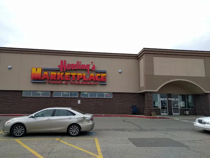 Harding's Market 2