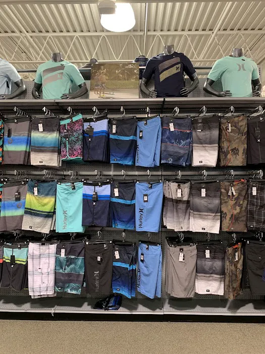 DICK'S Sporting Goods 4
