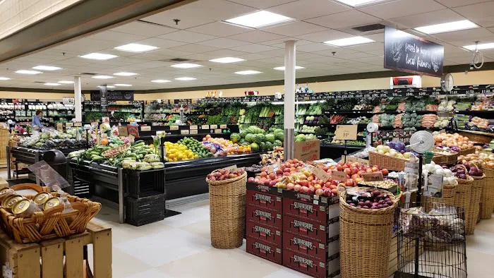 D&W Fresh Market 8