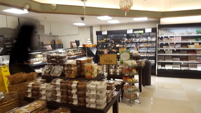 D&W Fresh Market 3
