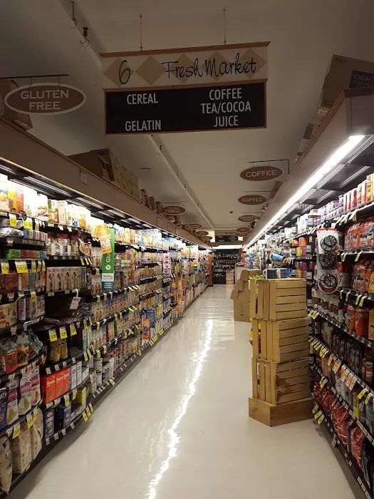 D&W Fresh Market 6