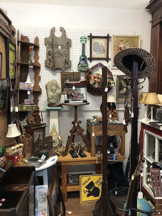 Kalamazoo Antiques Market 1