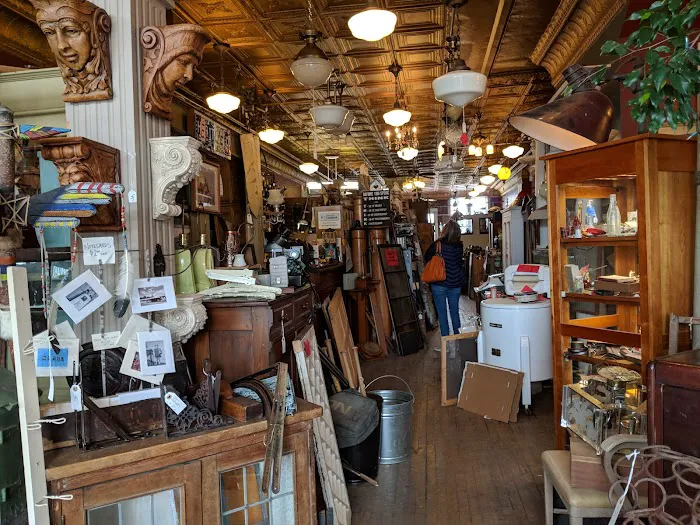 Kalamazoo Antiques Market 9