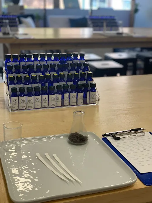 The Aroma Labs 0
