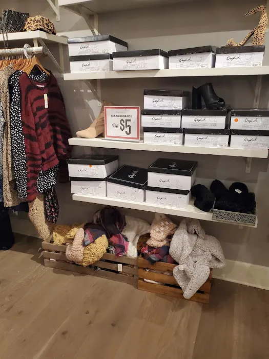 francesca's 6