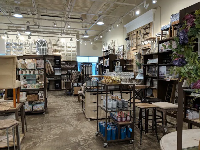 Kirkland's 9