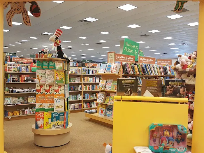 Barnes & Noble 5