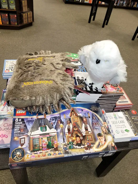 Barnes & Noble 4