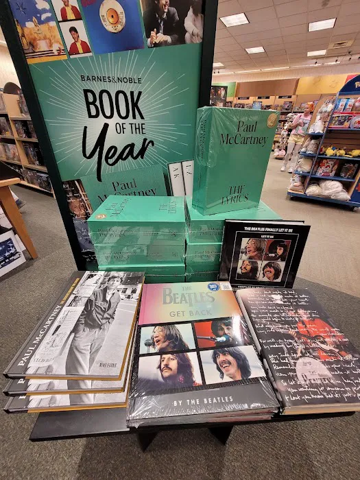 Barnes & Noble 2