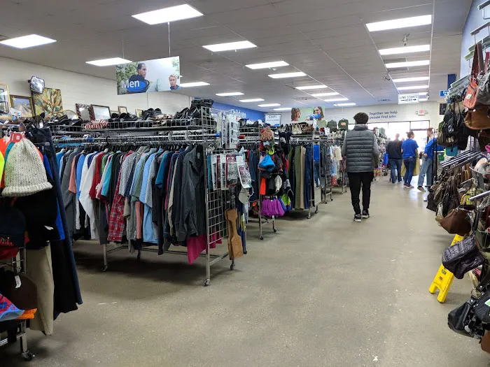 Goodwill Store 7