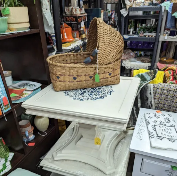 Nana D's Attic Resale Shop 9