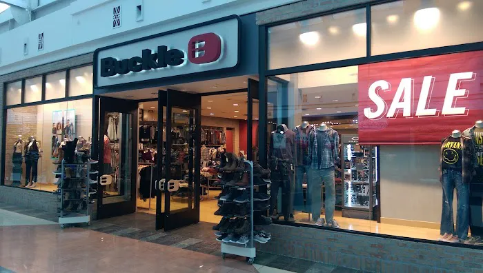 Buckle 6