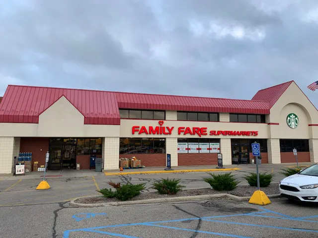 Family Fare Supermarket 0