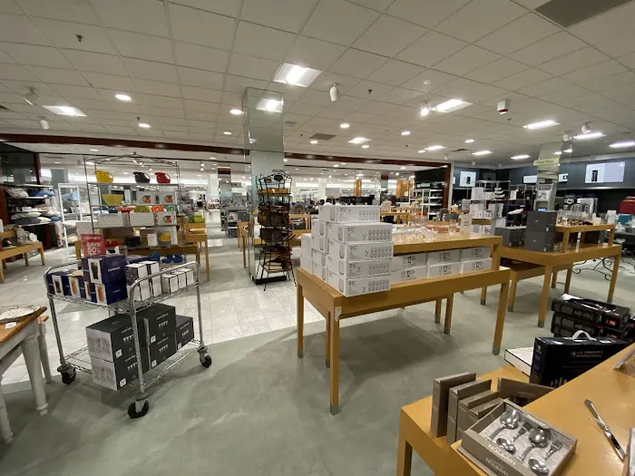 Macy's 9