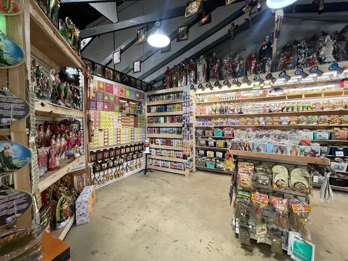 Lesli’s Botanica 2 7