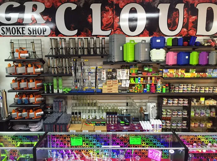 GR Cloud Smoke Shop 8