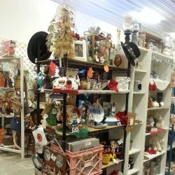 Pinky's Place - Antique & Artisan Market ico