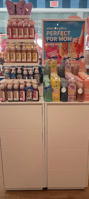 Bath & Body Works 7