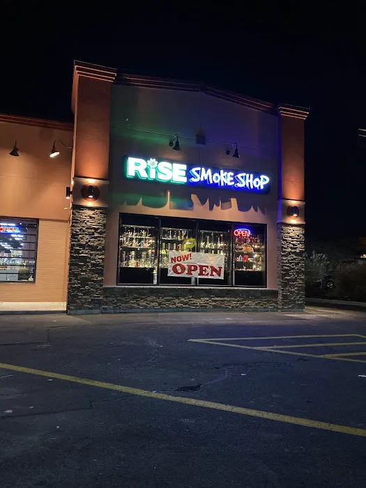 Rise Smoke/Vape Shop-28th St 0