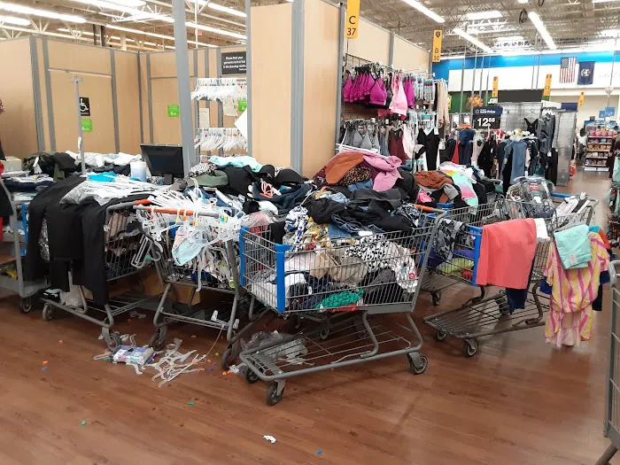 Walmart Supercenter 8