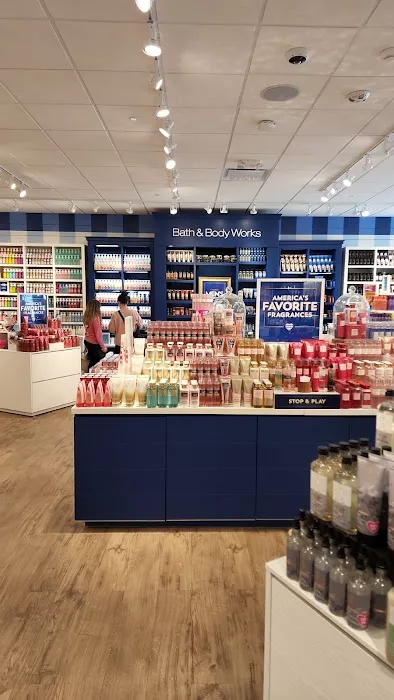 Bath & Body Works 9