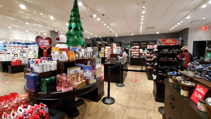Bath & Body Works 1