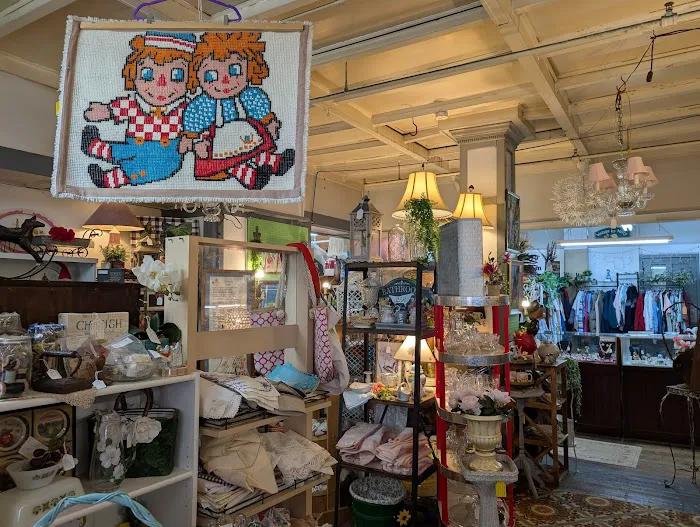 Warehouse One Antiques & Collectibles 2