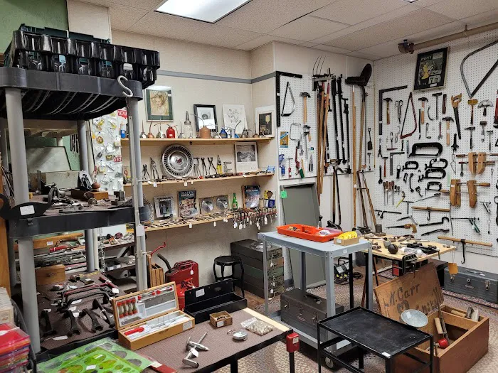 Warehouse One Antiques & Collectibles 5
