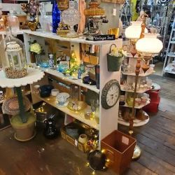 Warehouse One Antiques & Collectibles ico