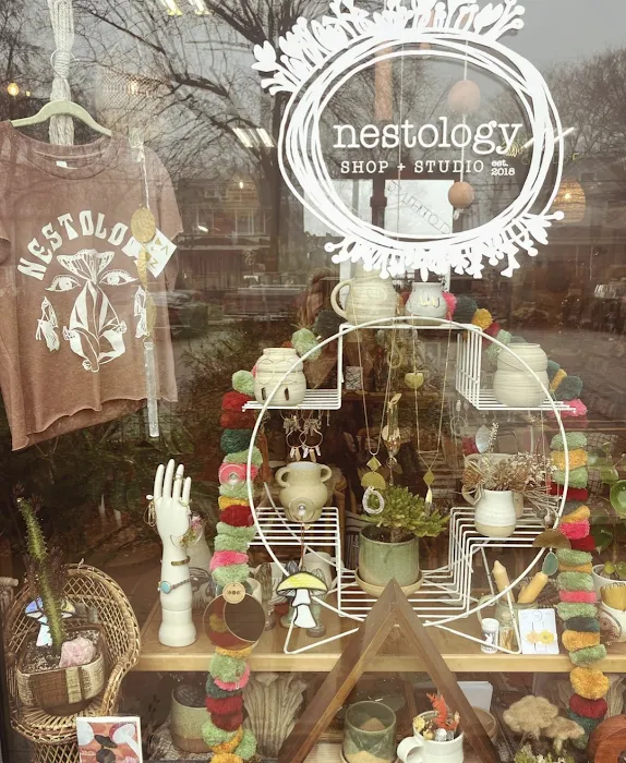 Nestology Shop & Studio 7