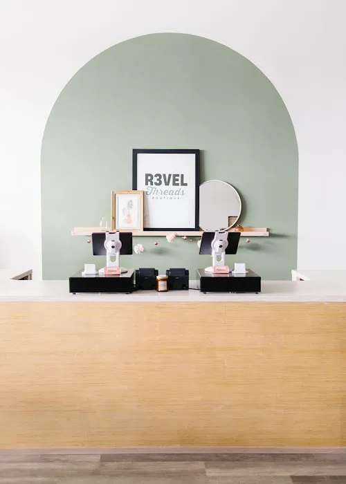 R3VEL Threads Boutique 1