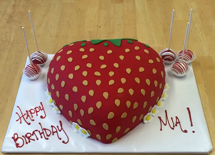 Connie's Cakes 9