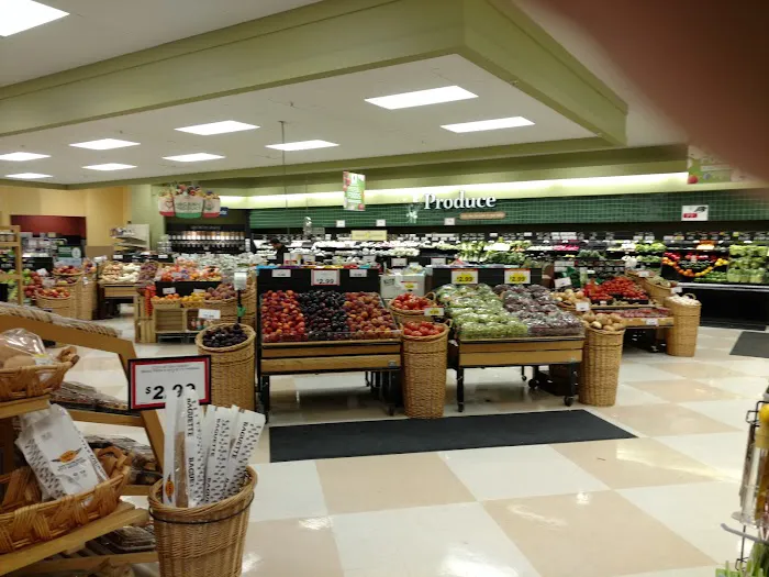Family Fare Supermarket 3