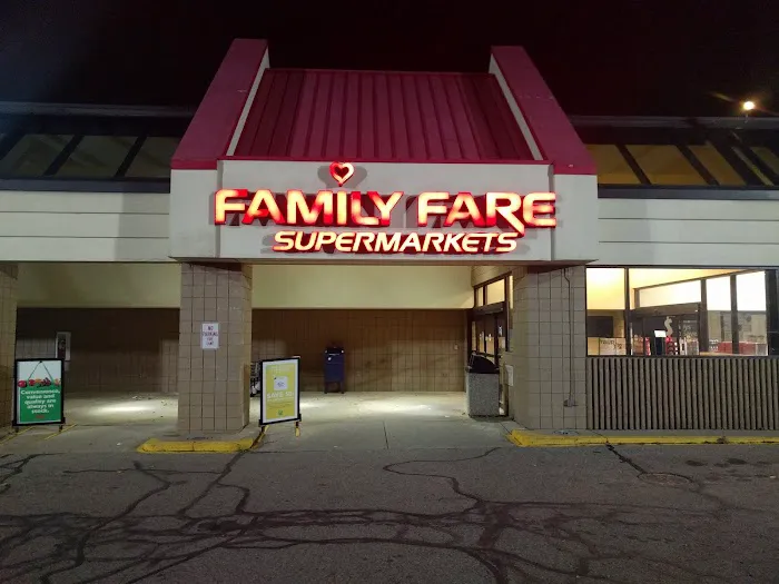 Family Fare Supermarket 9