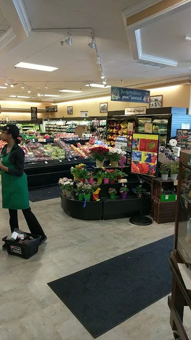 D&W Fresh Market 9