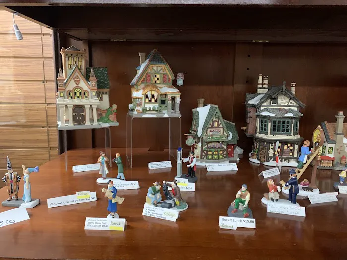 Westlake Drug & Giftshop 4