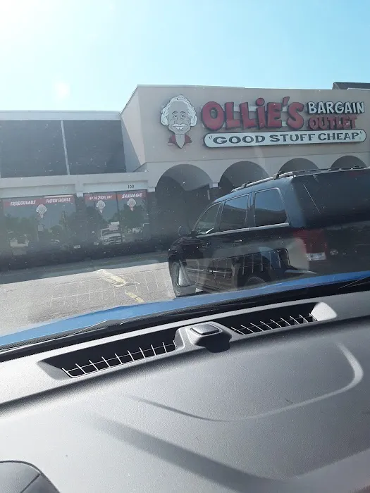 Ollie's Bargain Outlet 0