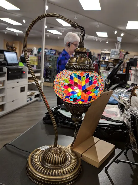 Happy House Gift Shop 0