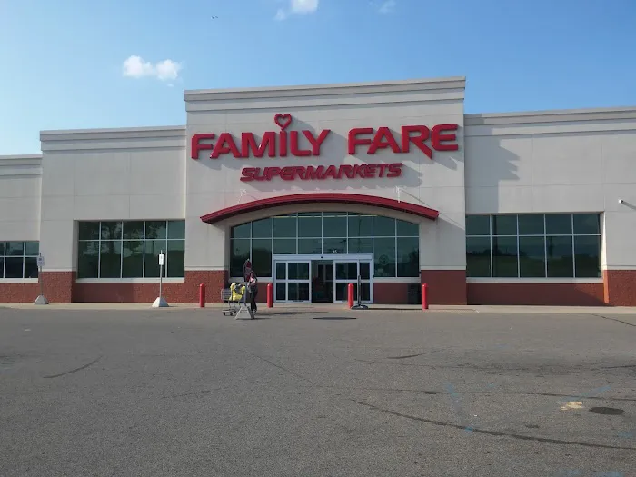 Family Fare Supermarket 1