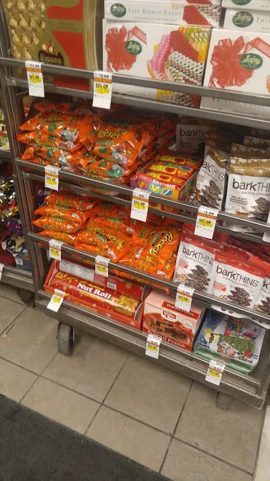 Family Fare Supermarket 4