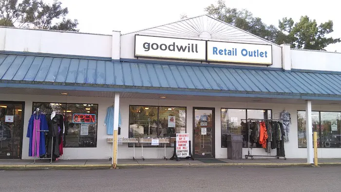 Goodwill Store 7