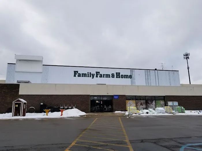 Family Farm & Home 7